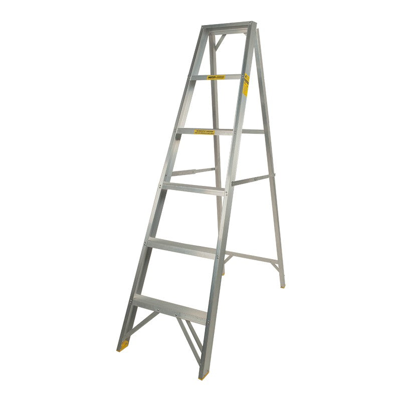 Ladder Alum a Type 4 Step 1.2M L/d Meco