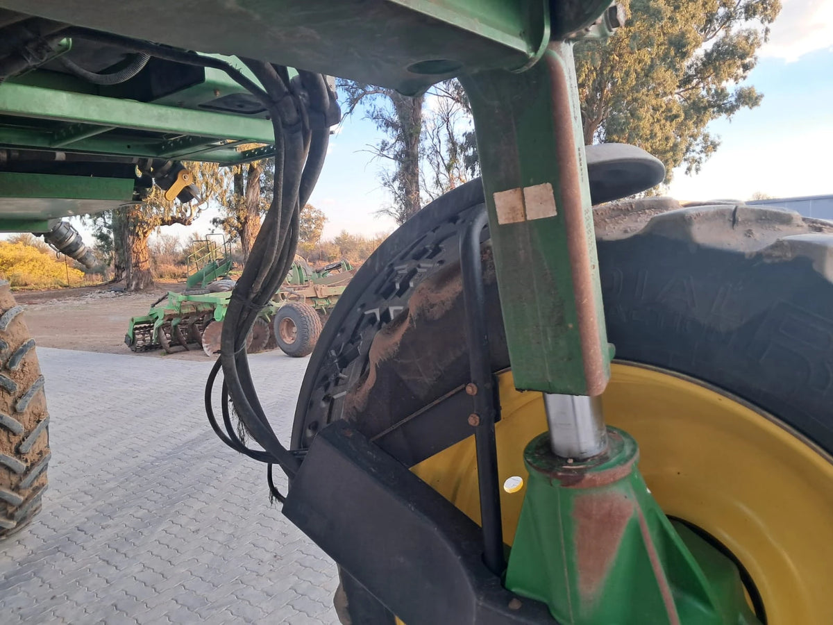 2021 John Deere M4030 – image 3