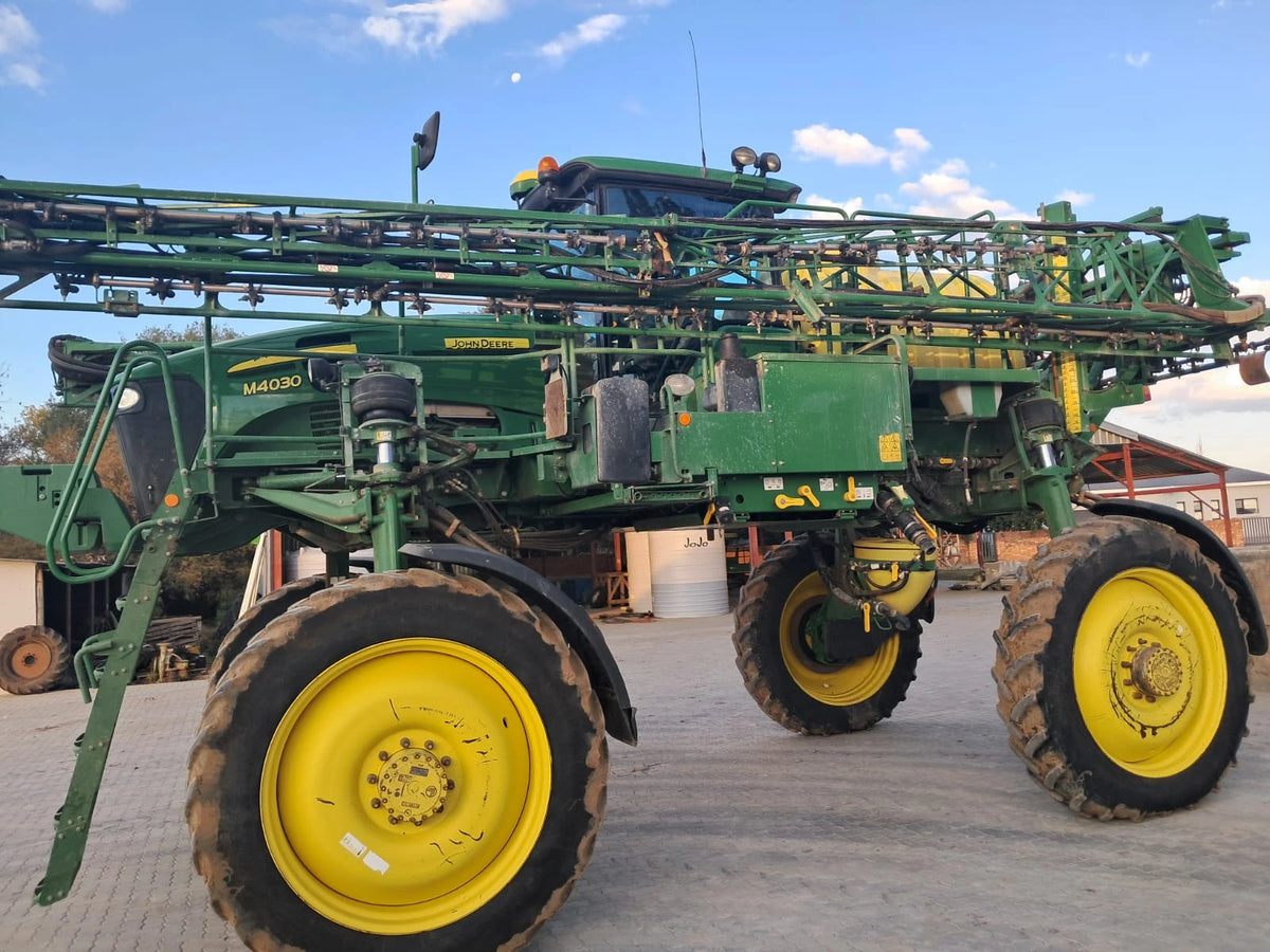 2021 John Deere M4030 – image 13
