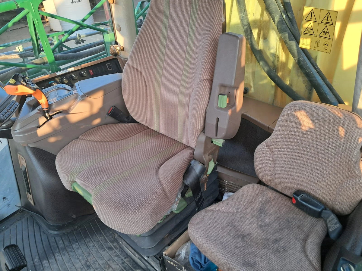 2021 John Deere M4030 – image 17