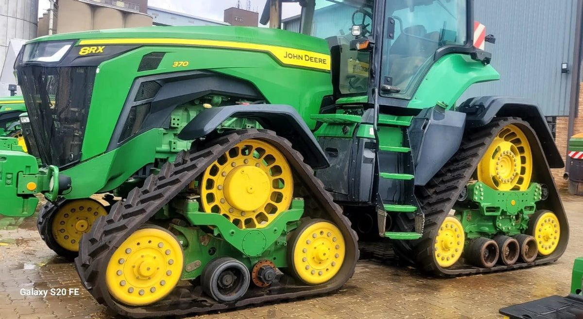 2022 John Deere 8RX 370 – image 2