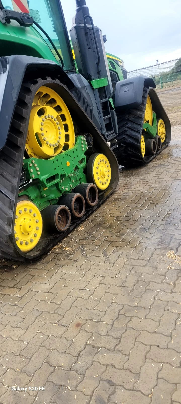 2022 John Deere 8RX 370 – image 8