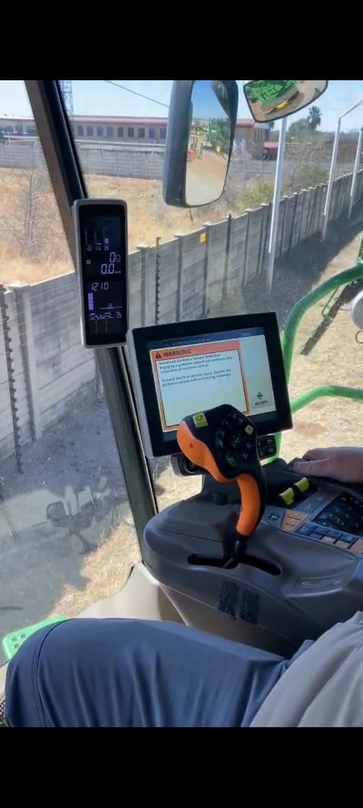 2022 John Deere S770 – image 2