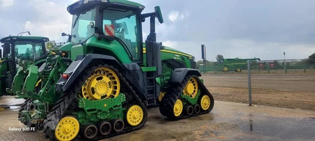 2022 John Deere 8RX 370