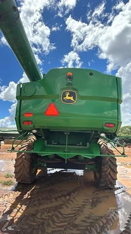 2022 John Deere S760