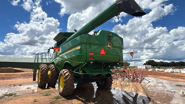 2022 John Deere S760