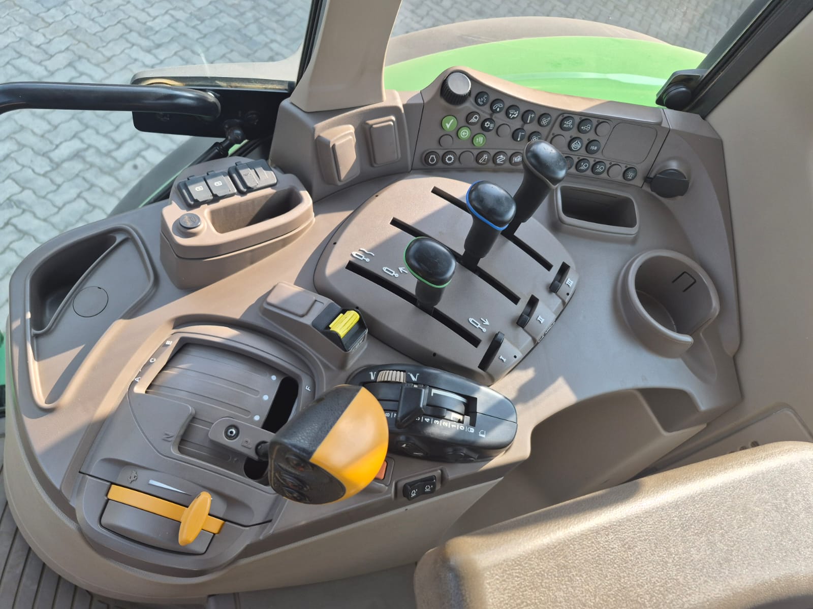 2023 John Deere 6140M – image 8