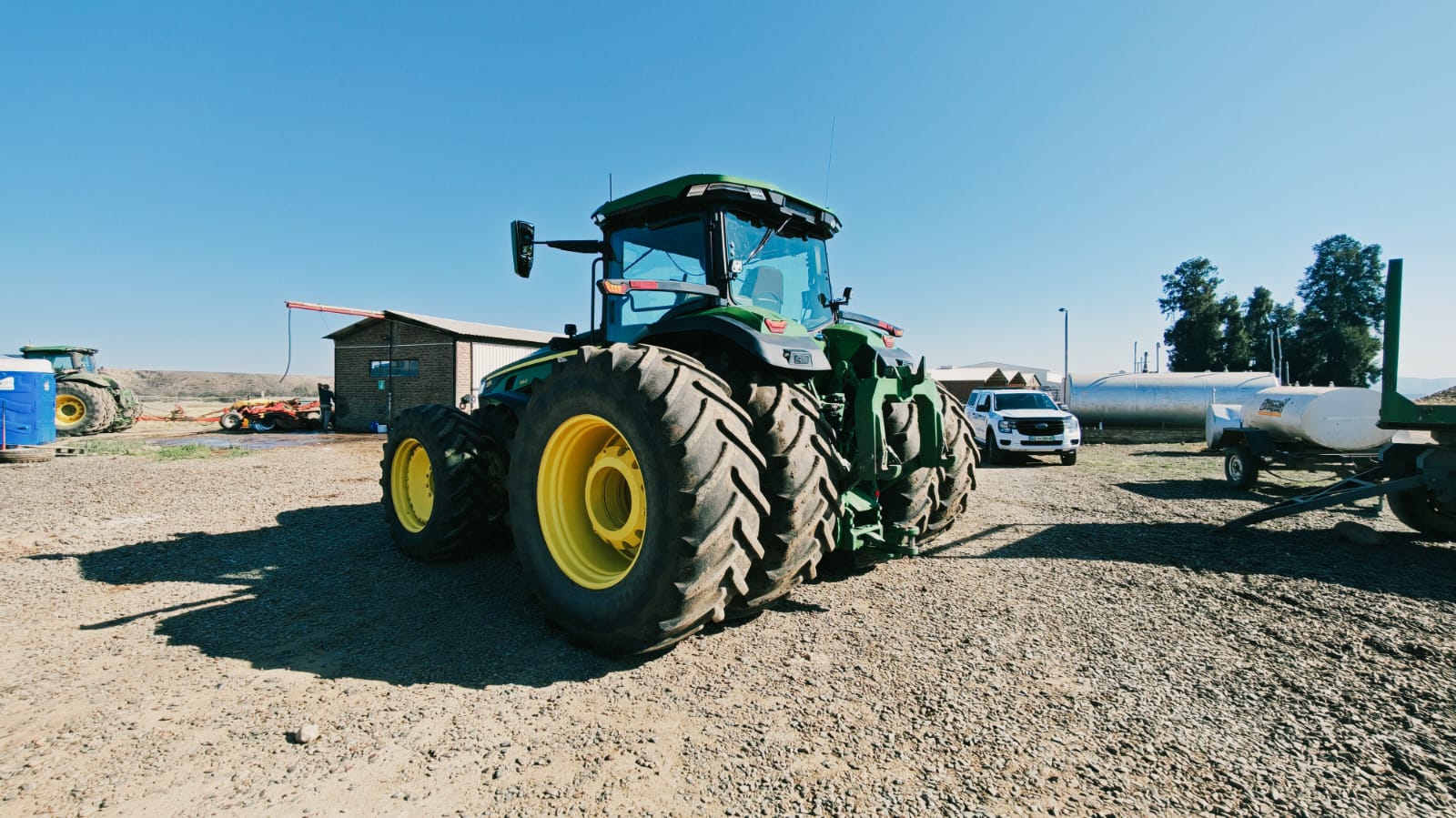 2023 John Deere 8R 340 – image 4