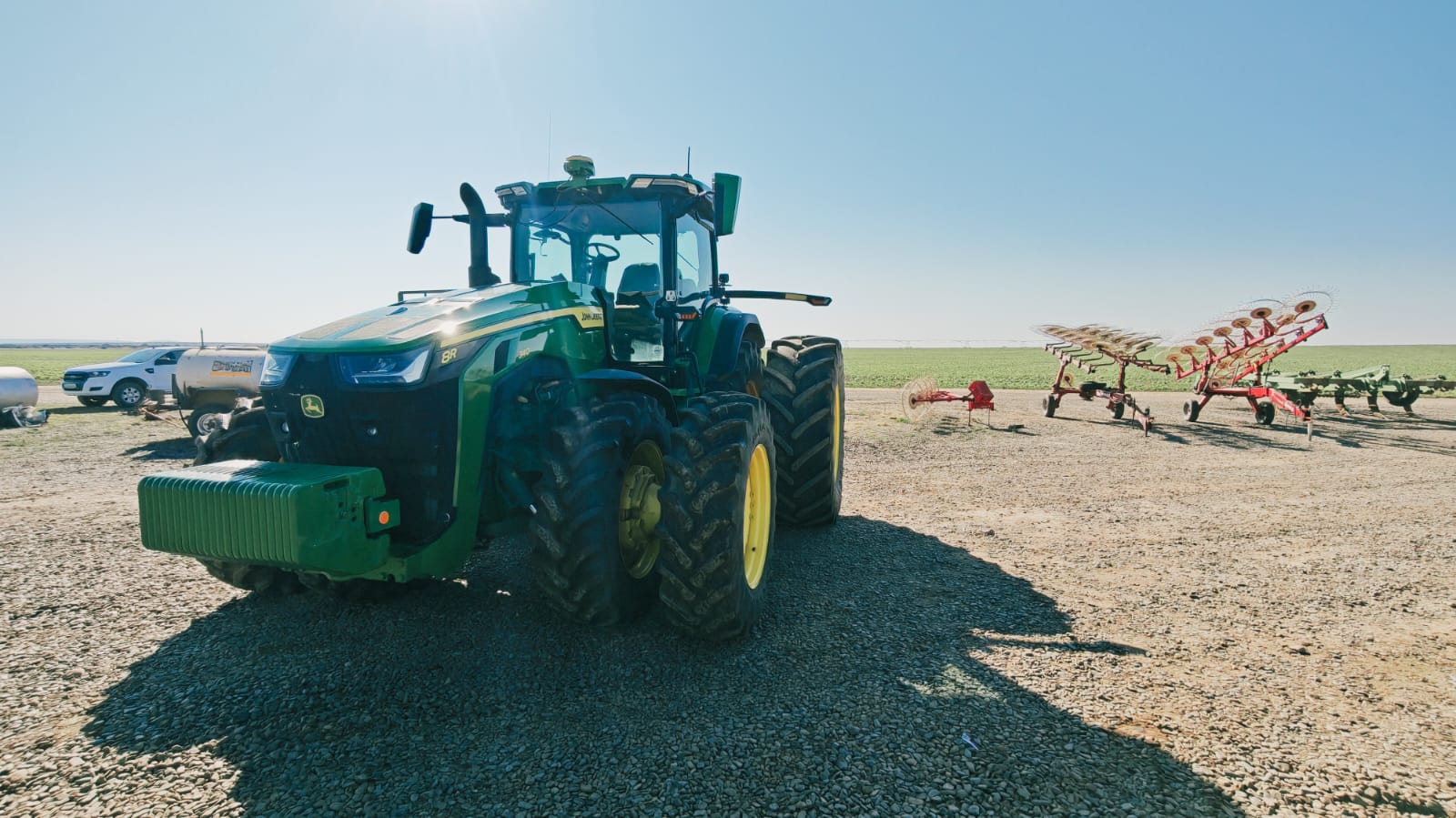 2023 John Deere 8R 340 – image 2