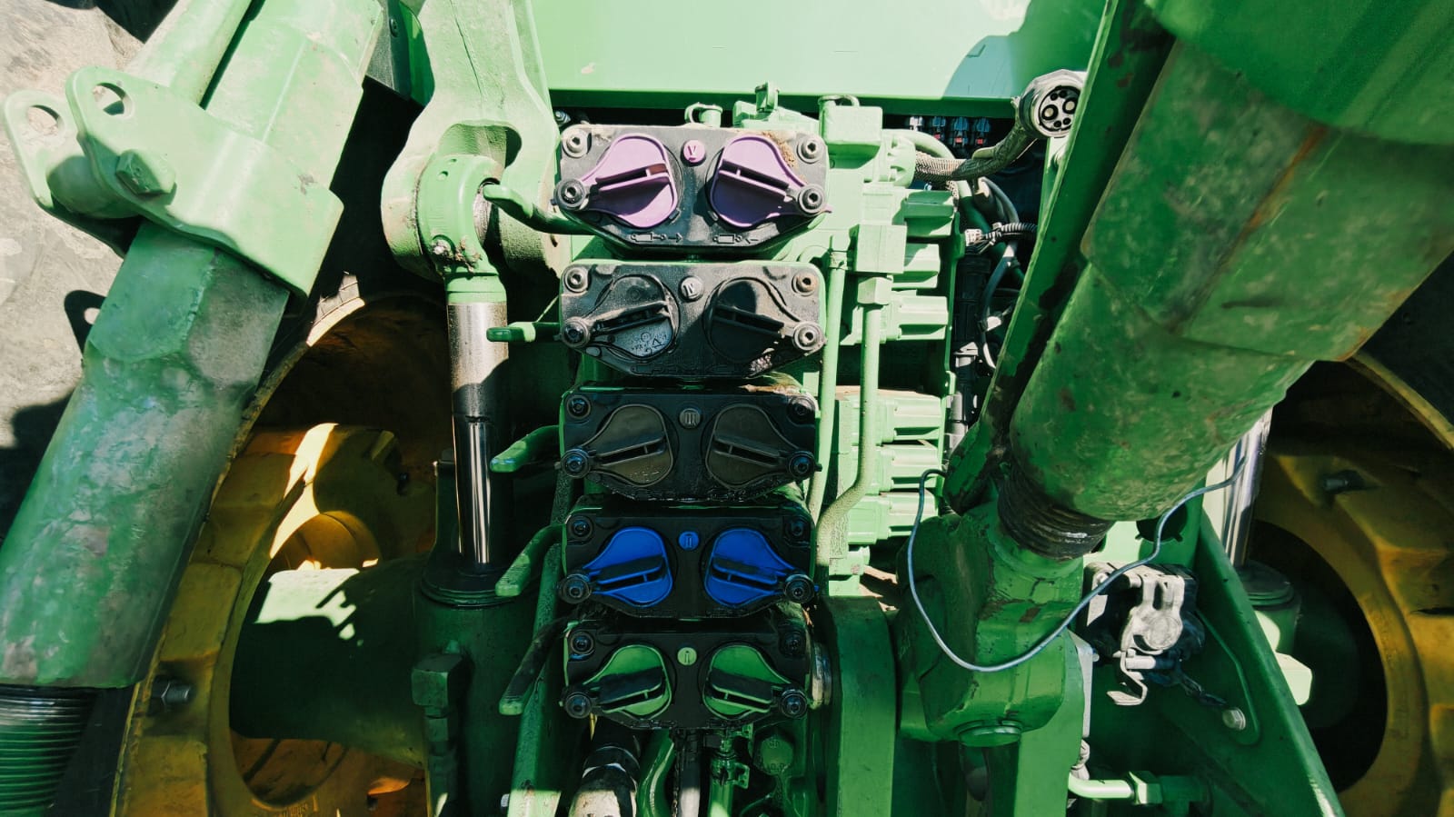 2023 John Deere 8R 340 – image 18