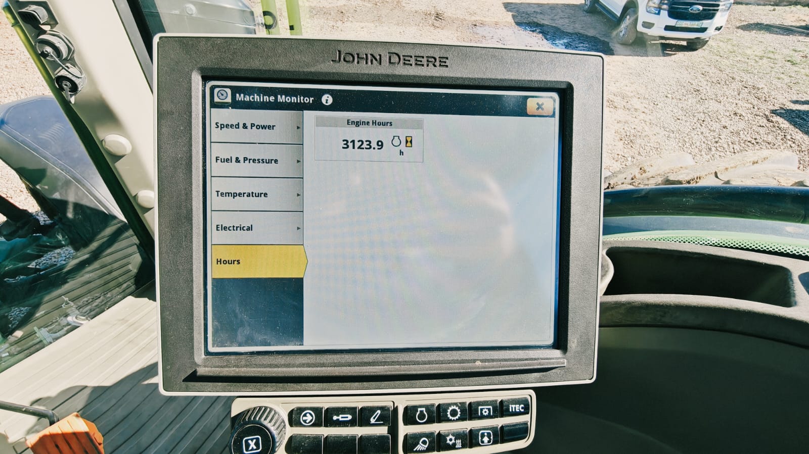 2023 John Deere 8R 340– image 1