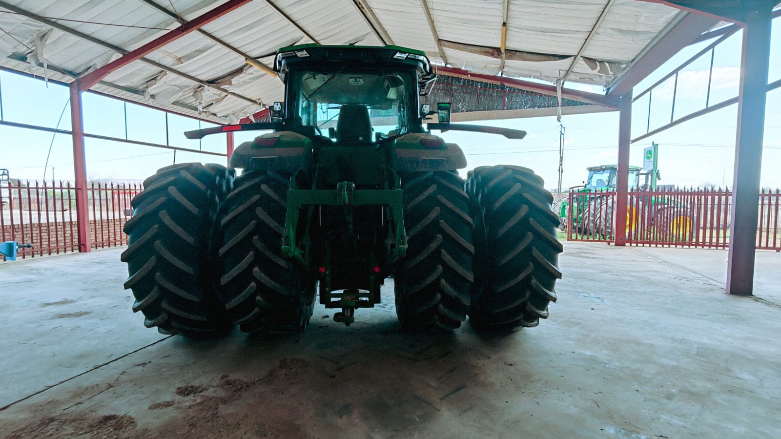 2025 John Deere 8R280 – image 6