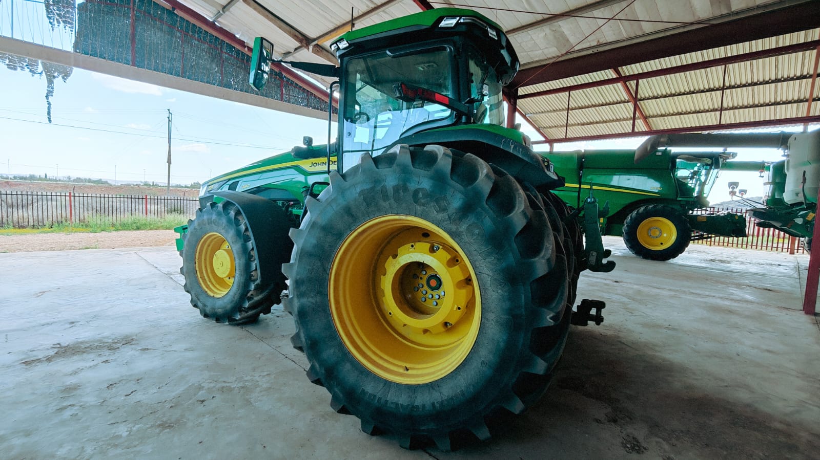 2025 John Deere 8R280 – image 7