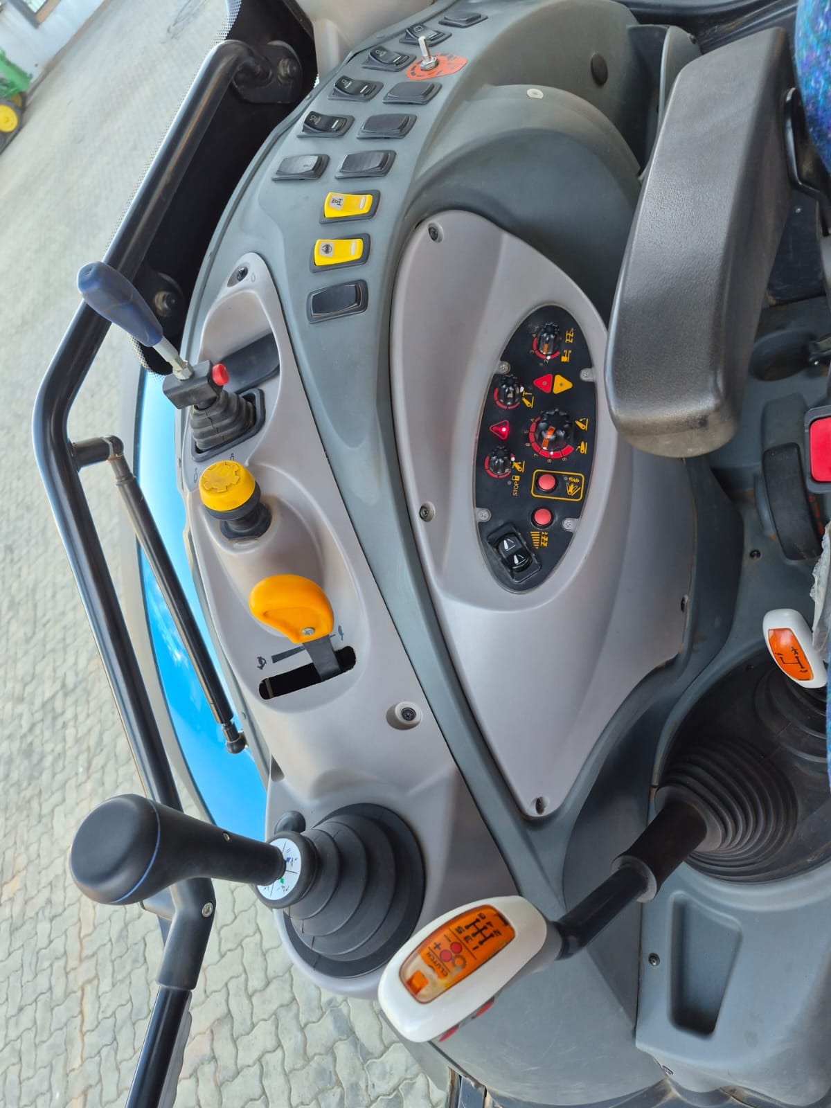 2026 Landini Landpower II 165 – image 14