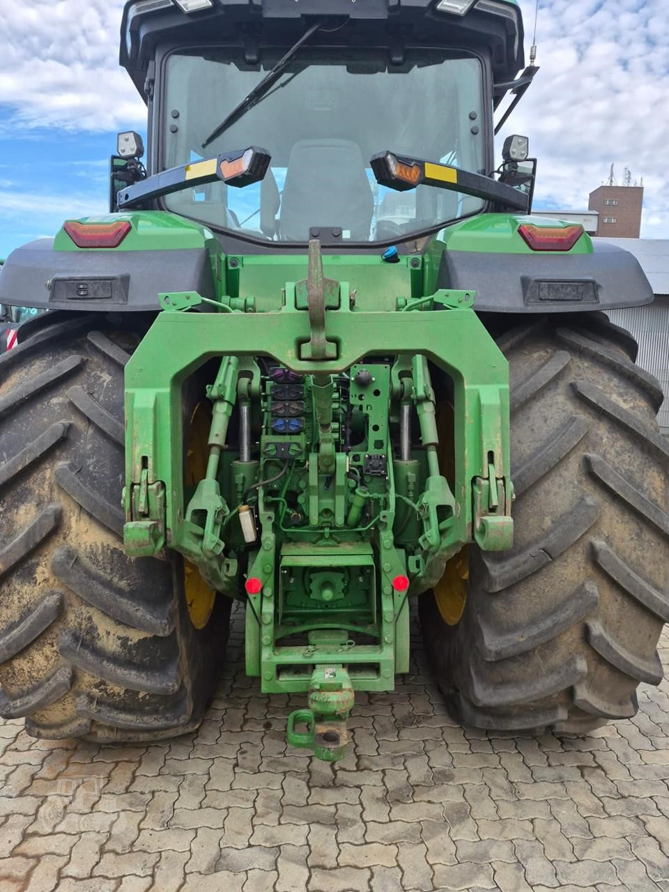2023 John Deere 8R 310 – image 10