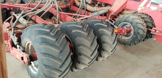 2018 Kverneland U-Drill 6000 – image 12