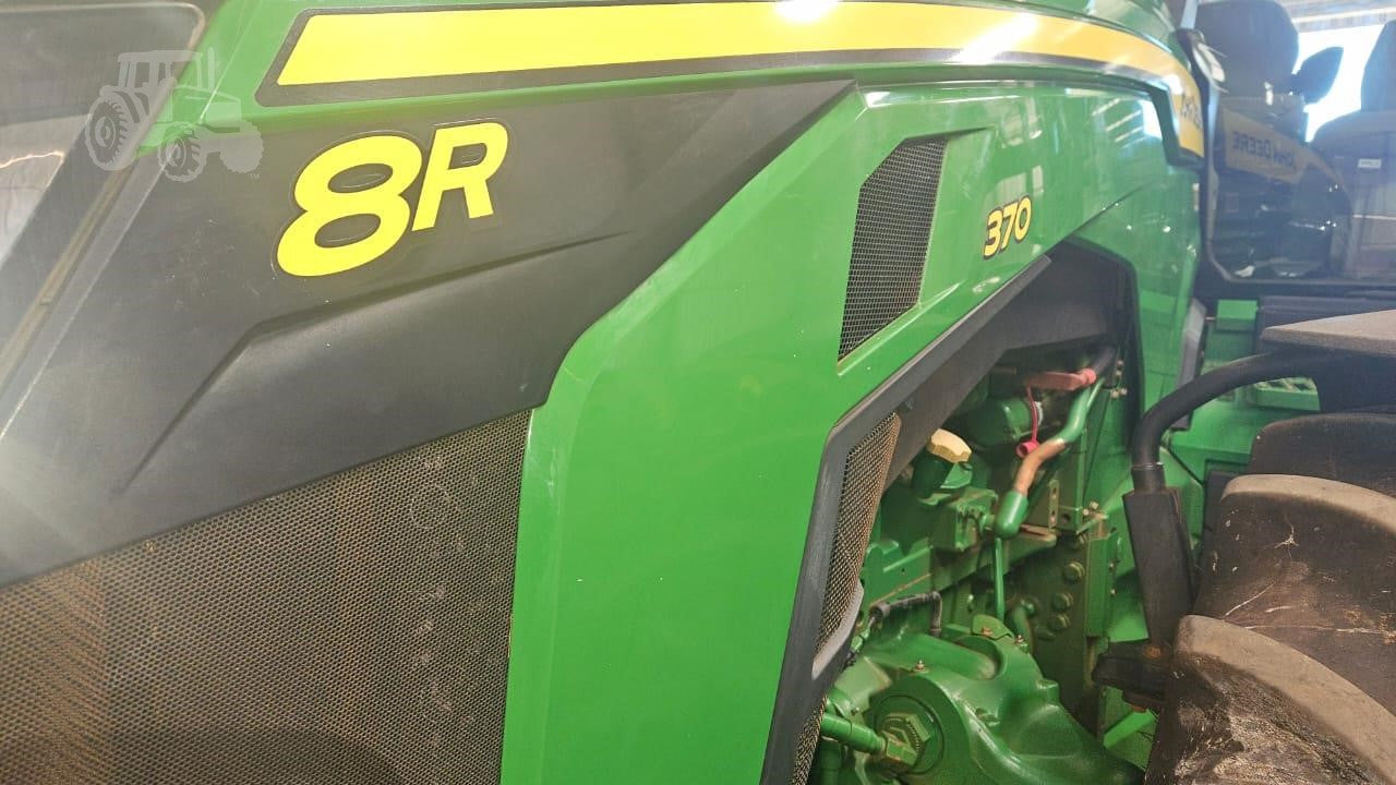 2021 John Deere 8R 370 – image 4