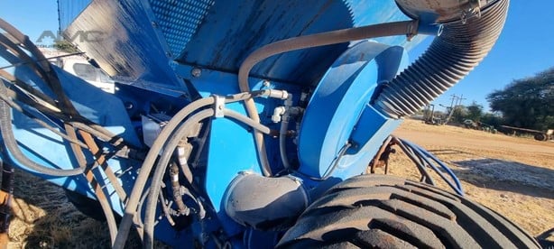 2017 Lemken Solitair 9/600KA-DS – image 4