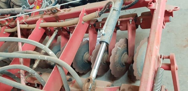 2018 Kverneland U-Drill 6000 – image 6