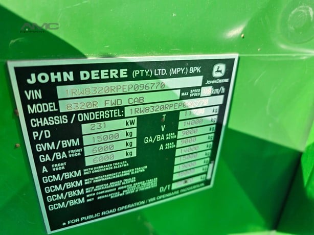 2015 John Deere 8320R