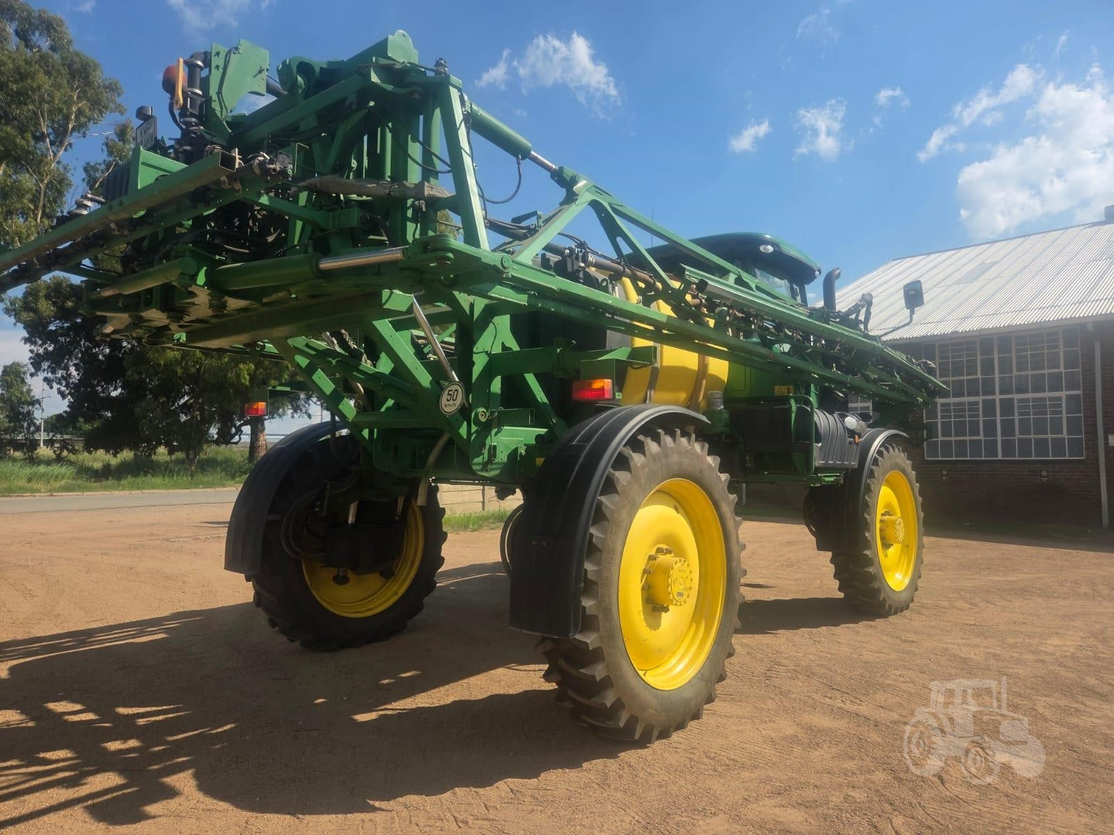 2015 John Deere R4030 – image 2